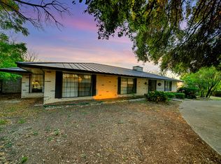 605 Squires Row, Castle Hills, TX 78213