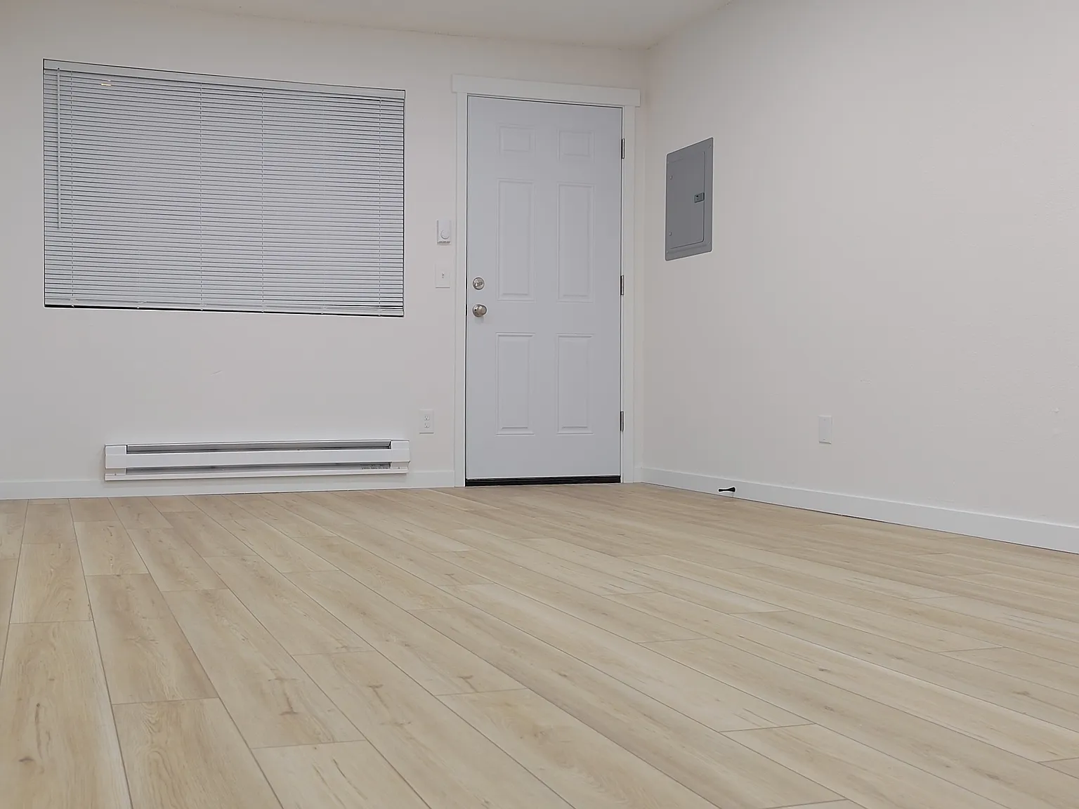 Kenmore Apartments — Photo 4