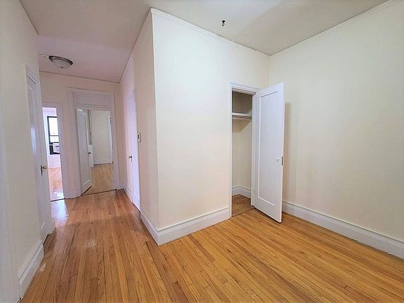 3rd image of 251 W 81st St APT 2D