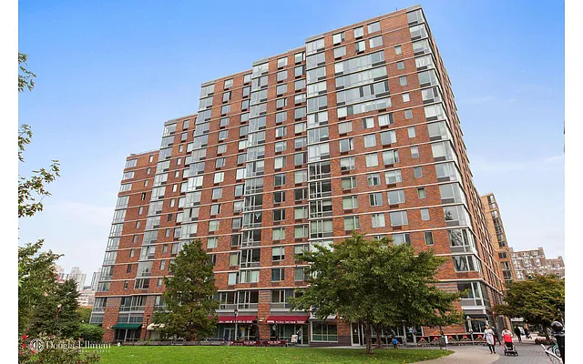 Rented by Douglas Elliman | media 15