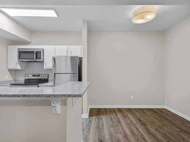 Parham Pointe — Photo 28