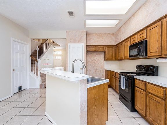 3rd image of 7339 Hazel Cove Dr