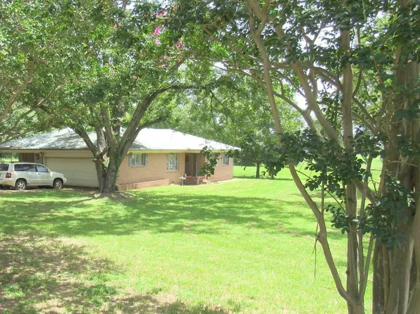 2749 Fm 2022, Elkhart, TX 75839
