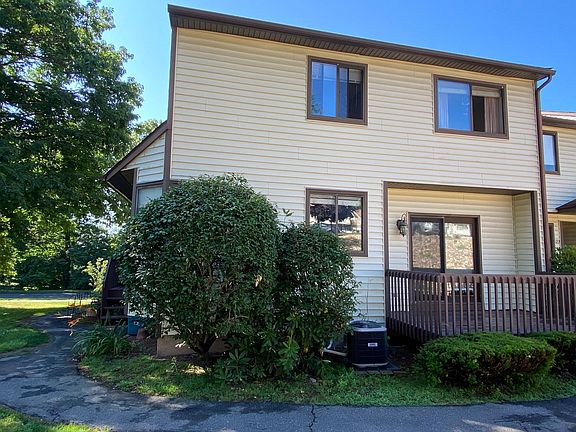 Side view with main deck