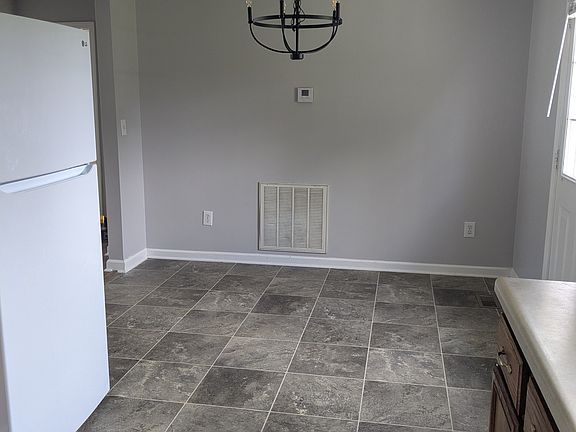 5th image of 207 Faldo Dr