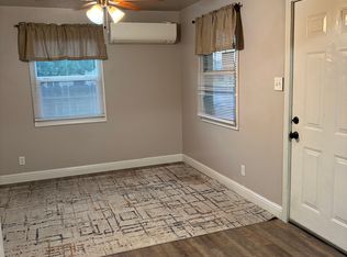 1219 N Stevenson St, Visalia, CA 93291