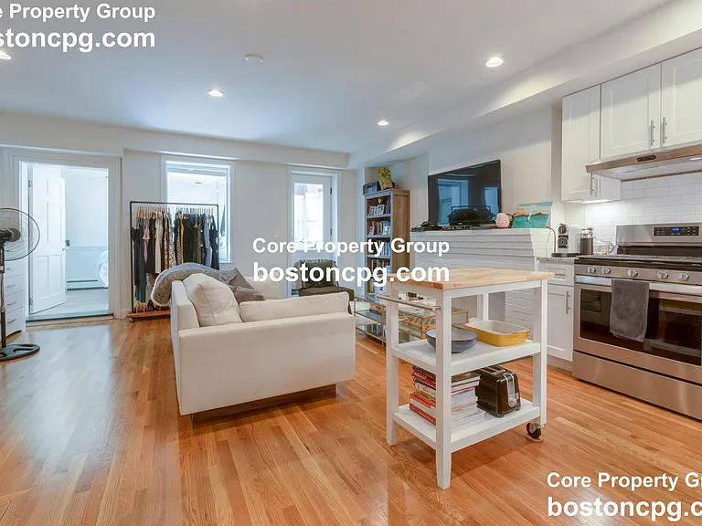 233 Beacon St #2 — Photo 1