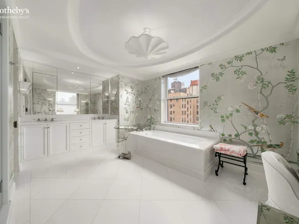 610 Park Avenue image 14 of 23