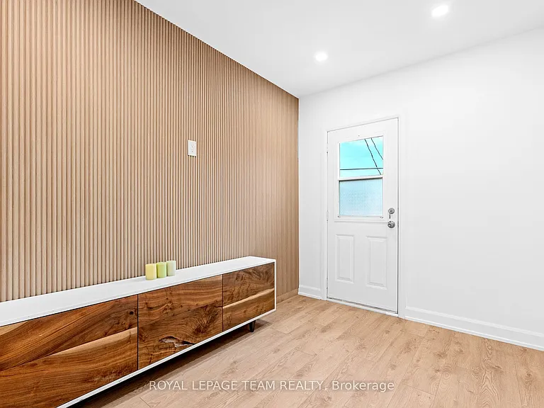 52 Lees Ave #2 — Photo 5