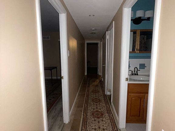 5th image of 9366 Hoff St Floor 1