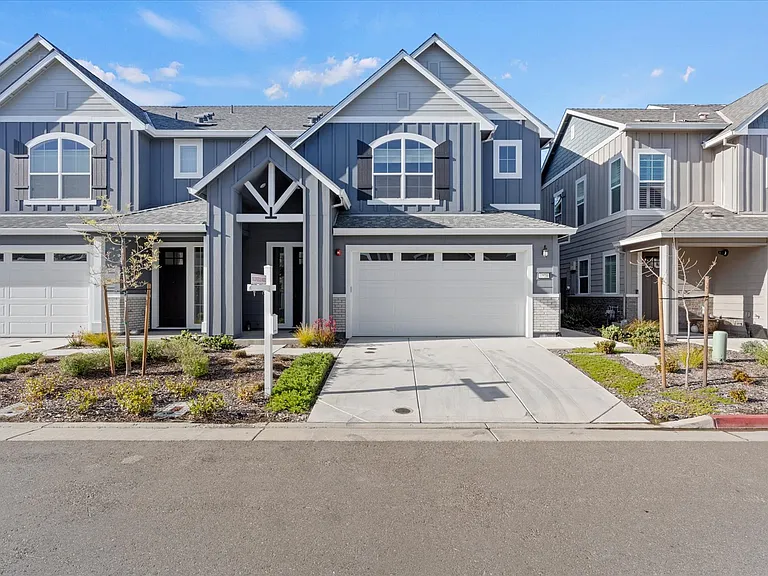 6921 Peak Way — Photo 48