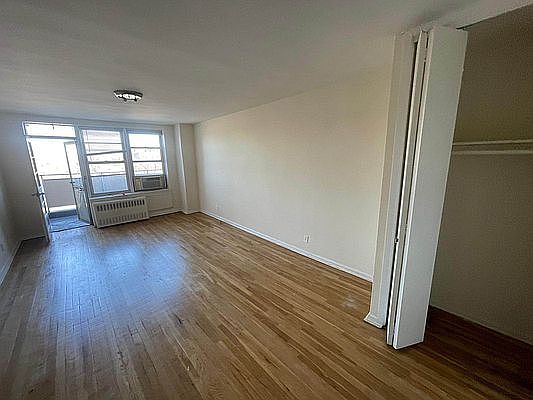 3rd image of 14220 84th Dr APT 7J