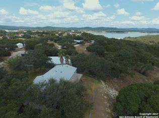 266 Dale Dr, Lakehills, TX 78063