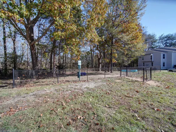 Chatham Wood Apartments