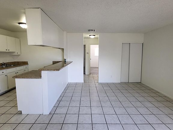3rd image of 1401 N 22nd St APT 1