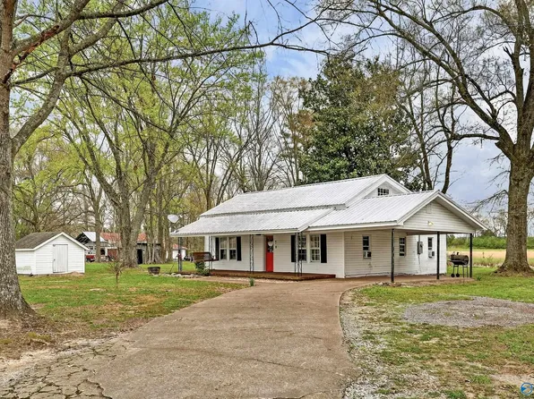 61 Minnie Brown Rd, Ardmore, TN 38449