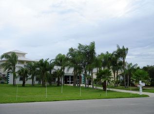 307 Memory Ln, Panama City Beach, FL 32413