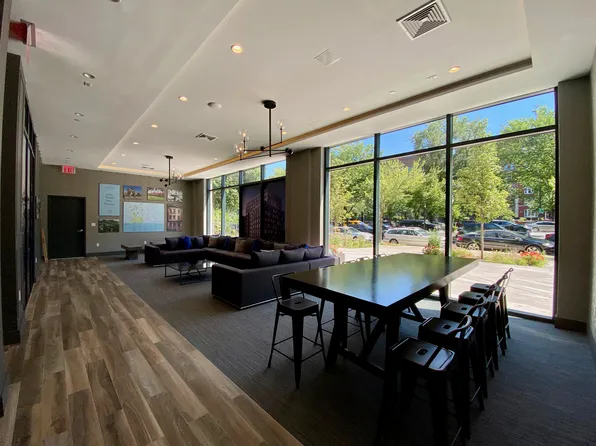 409 Eastern Parkway image 12 of 20