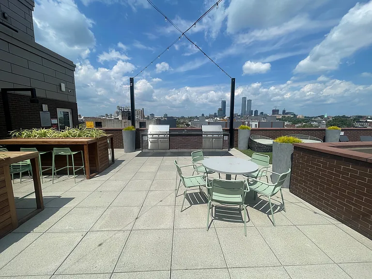 Element Flats — Photo 14