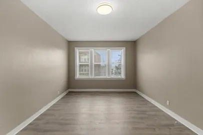 4205 Ellenwood Ave — Photo 3