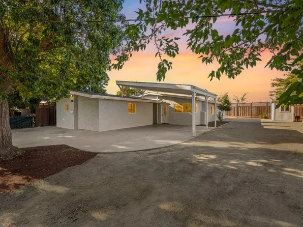 2887 Fordham St, East Palo Alto, CA 94303