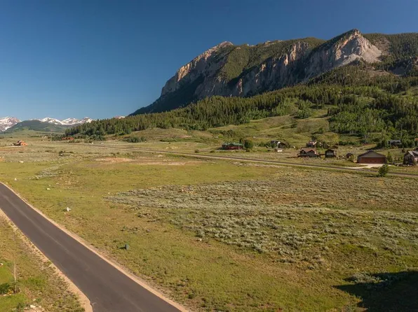 551 S Avion Drive, Crested Butte, CO 81224