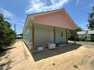 3rd image of 518 N Center Ave