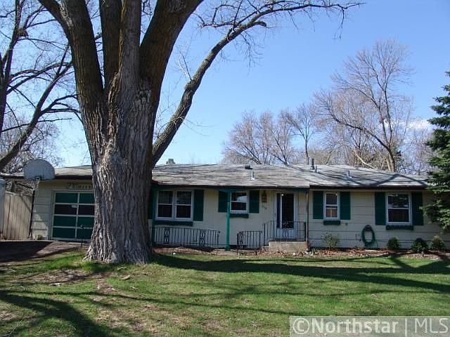 1st image of 659 Rosswood Ln N