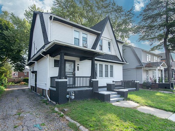 4th image of 326 Eastlawn St