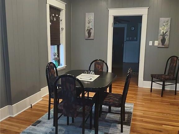 5th image of 324 Busti Ave