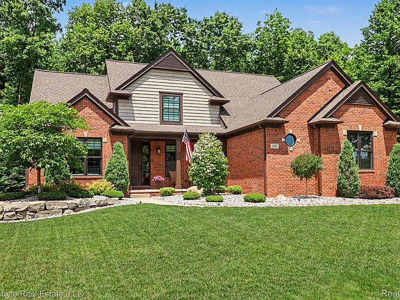 4th image of 651 Wynstone Cir