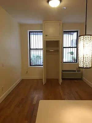 Rented by ELK Investors | media 38