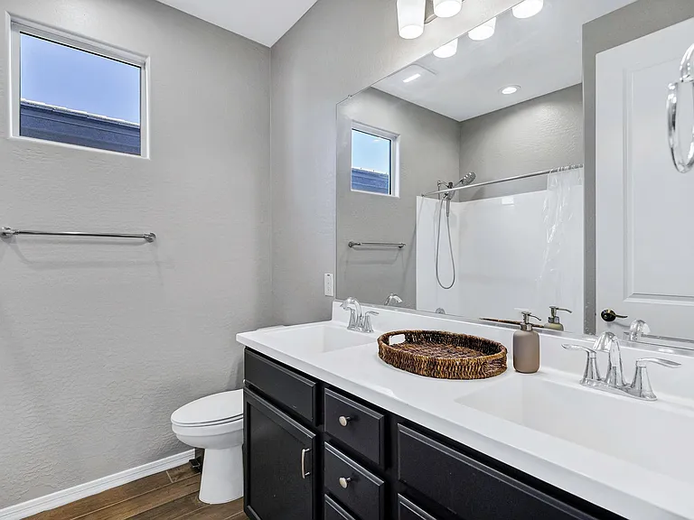 10834 E Thunderbolt Ave — Photo 29
