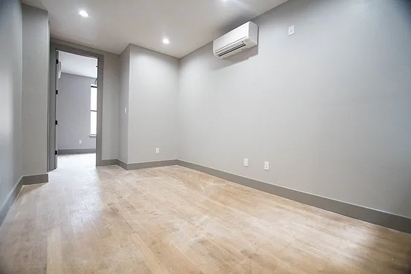 Rented by Brooklyn Group | media 17