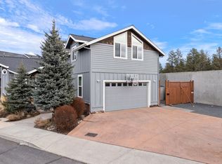 61386 Merriewood Ct, Bend, OR 97702