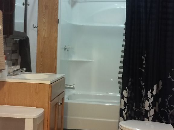 New, clean, bath