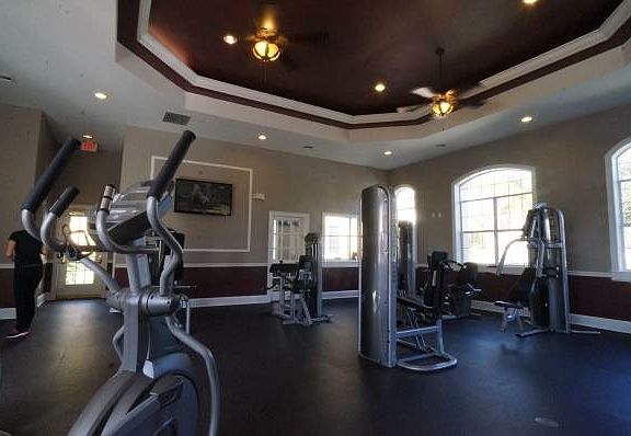 5th image of 11303 Weston Pointe Dr APT 304