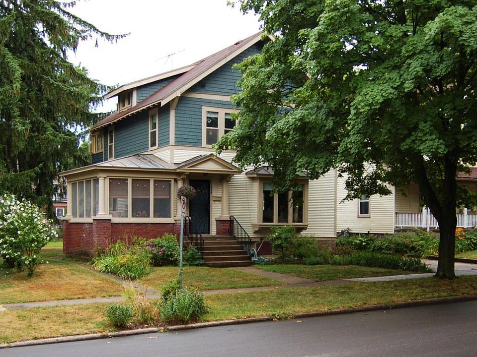 1st image of 540 Glenwood Ave SE
