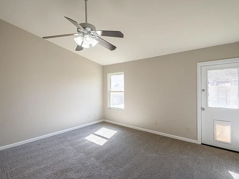 650 S Cheri Lynn Dr — Photo 26