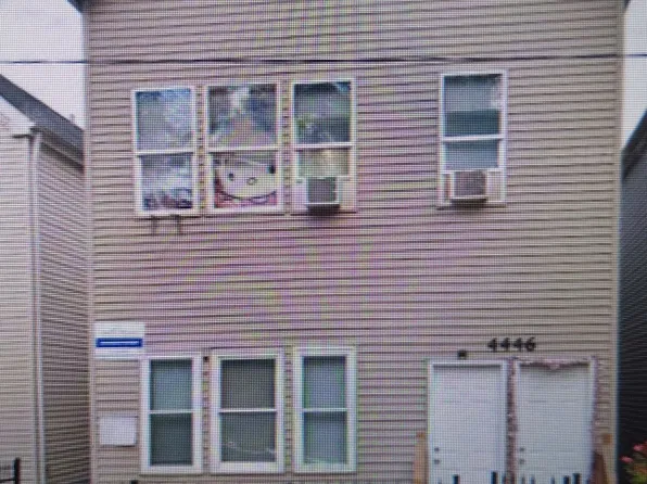 44 Hermitage, 4446 S Hermitage Ave #1F, Chicago, IL 60609