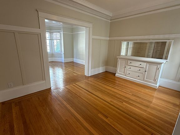 2nd image of 1871 Sacramento St