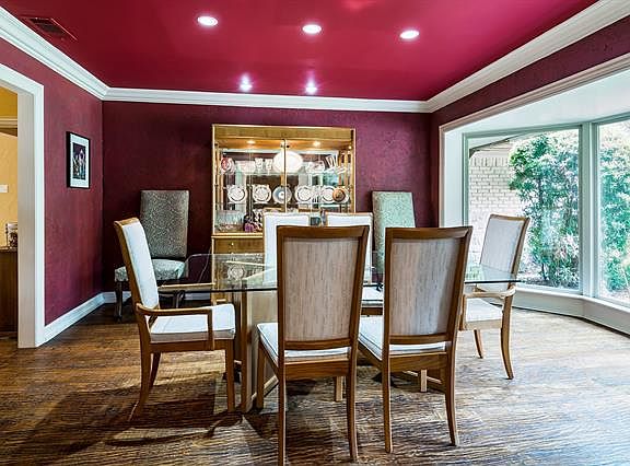 4th image of 6858 Meadowcreek Dr