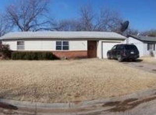 406 Fairmont St, Clyde, TX 79510