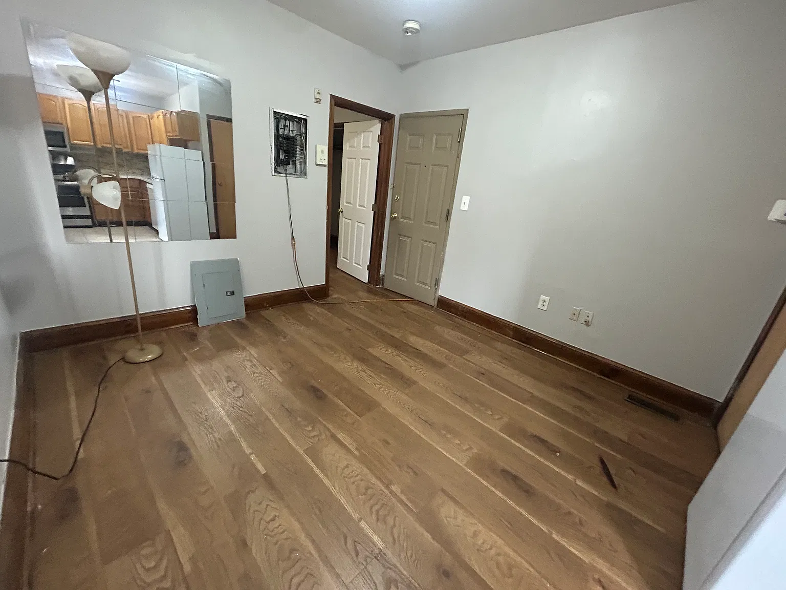 1 bed, $900 — Photo 3
