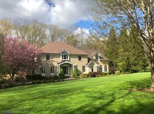 52 Hill And Dale Rd, Tewksbury Township, NJ 08833