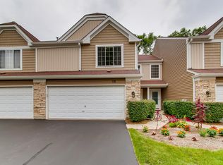 118 Cambridge Ave, Streamwood, IL