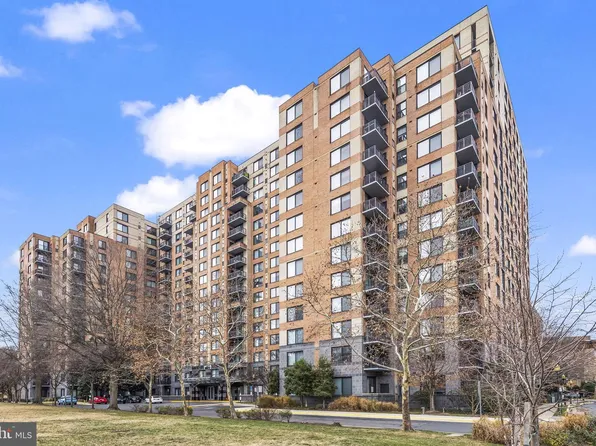 2451 Midtown Ave APT 1413, Alexandria, VA 22302