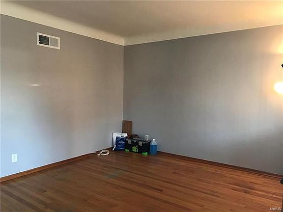 5th image of 3133-3135 Alfred Ave