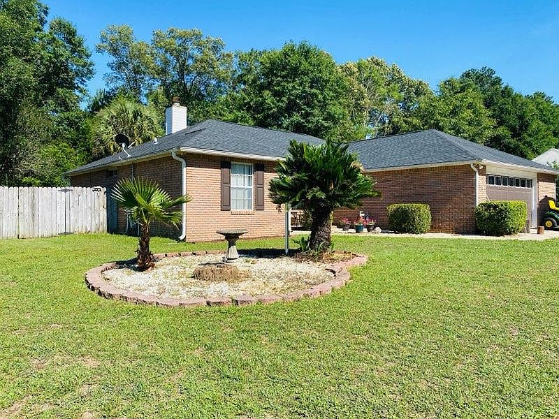 1st image of 137 Twin Oak Dr
