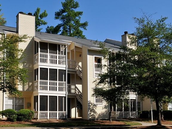 5th image of 814 Saint Andrews Dr #70225